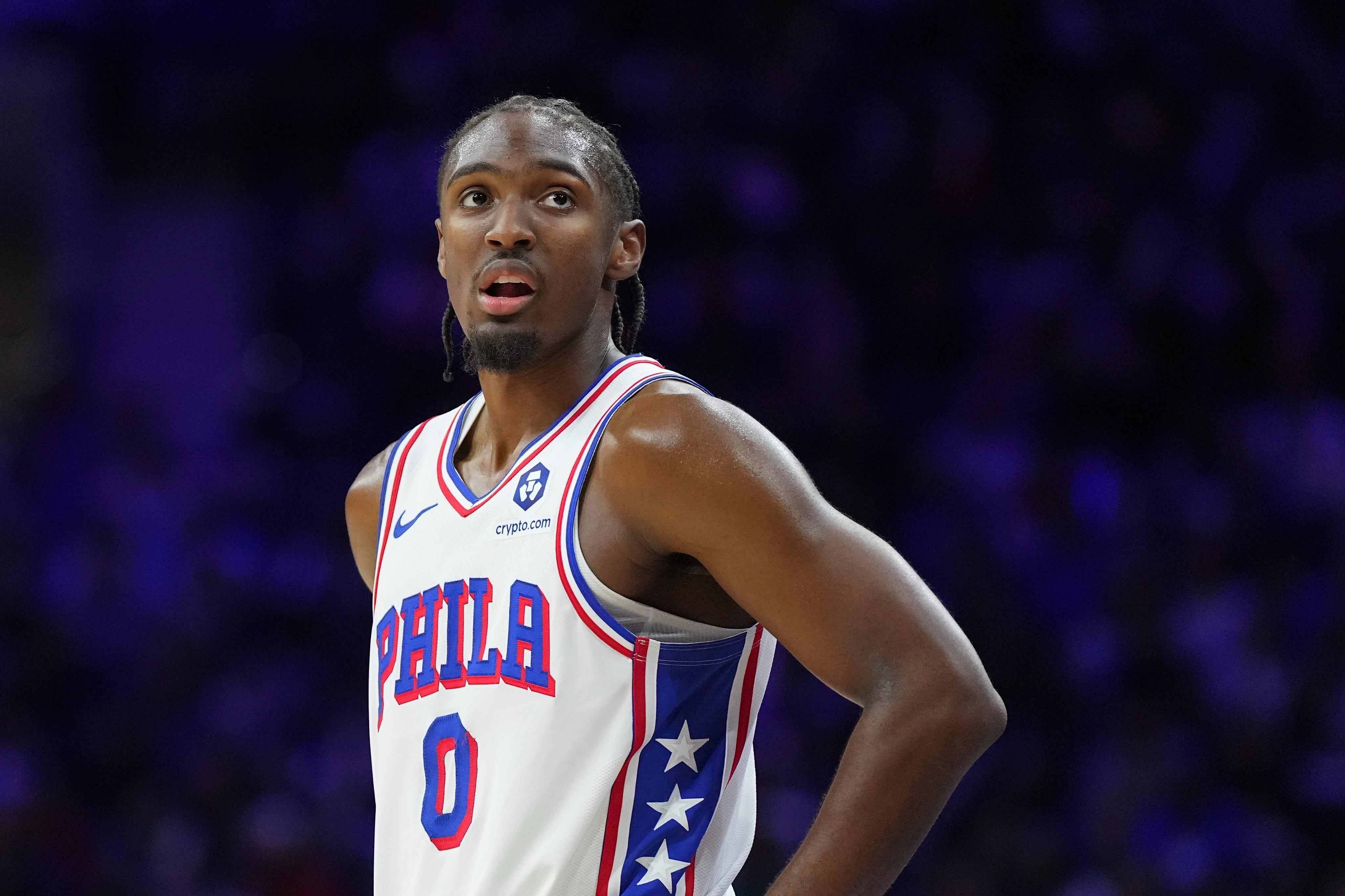 NBA常规赛场均出场时间前十:马克西38分钟领衔,火箭三人入选