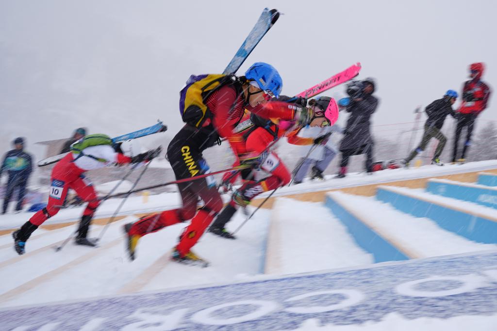九游娱乐登录入口-滑雪登山项目重返冬奥会，写下新历史的中国队还要全力追赶